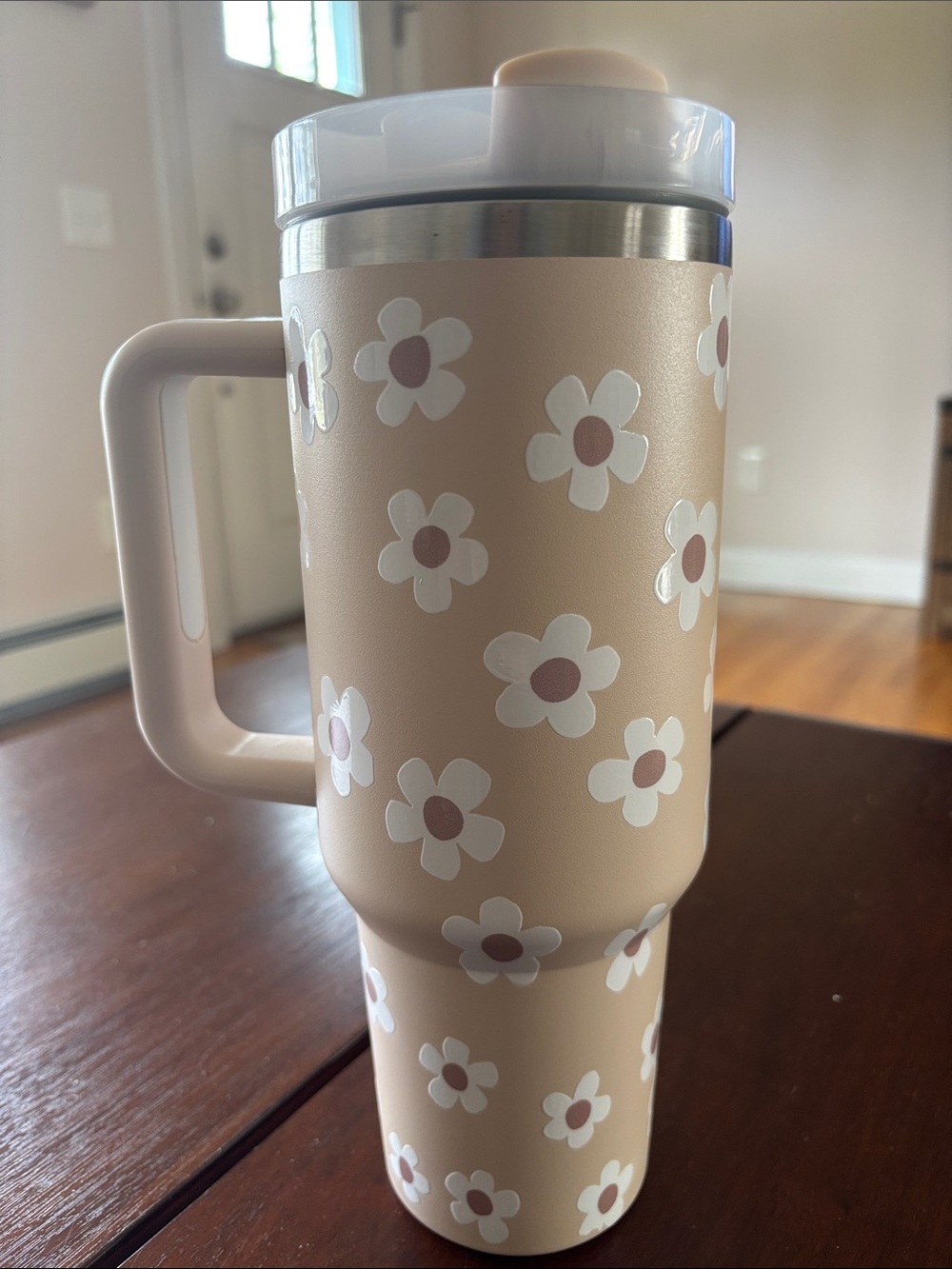 Floral Daisy Travel Mug - Beige